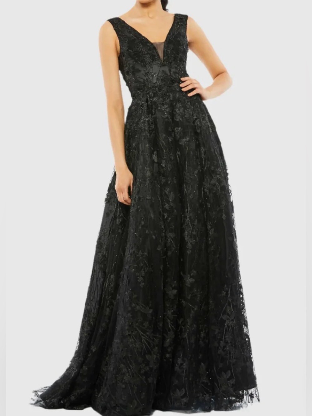 NWT Mac Duggal Black Beaded Floral Evening Gown with Neck Scarf | Size 4